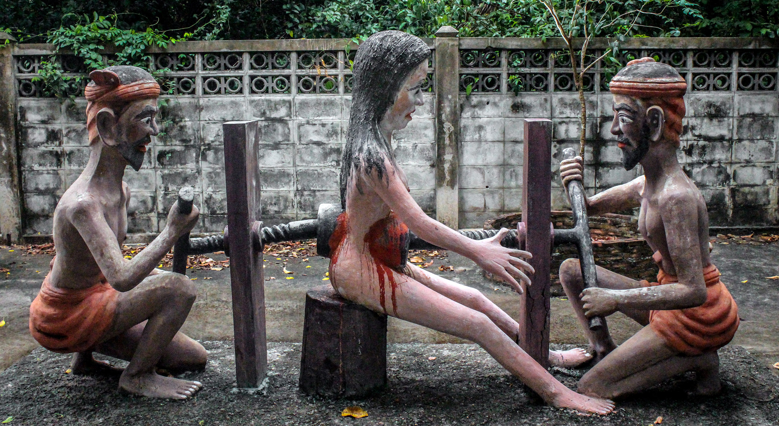 Wang Saen Suk Hell Buddhist Hell Garden in Thailand - TheNoChill (13)